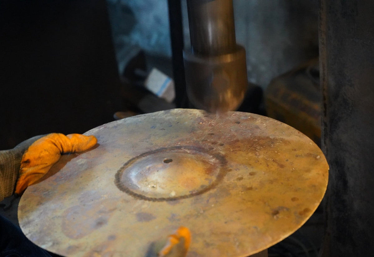 Leon cymbal production in Istanbul